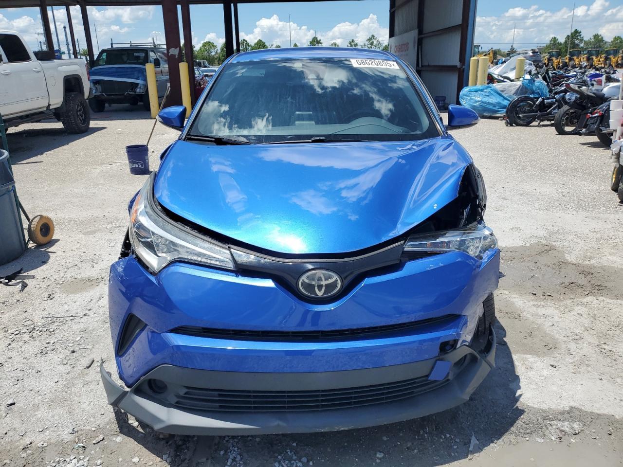 2019 Toyota C-Hr Xle - Image 5