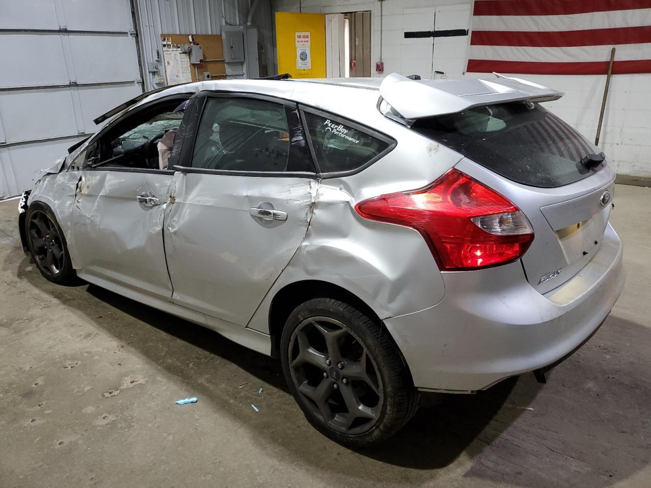 2014 Ford Focus St - Фото 2