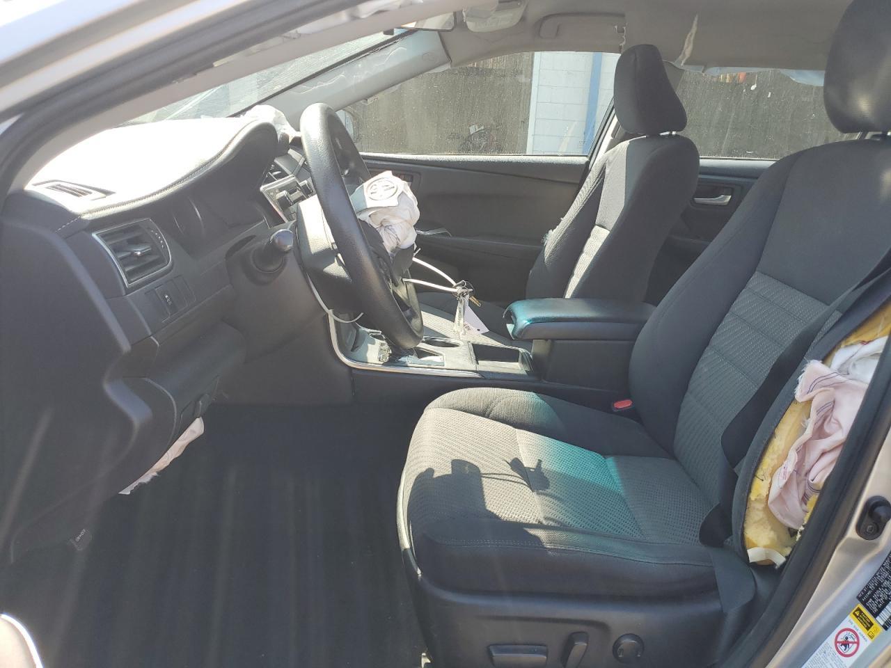 2016 Toyota Camry Le - Фото 7