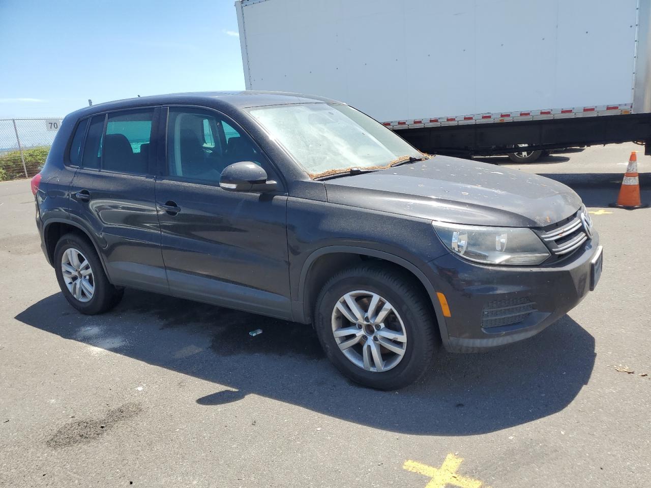 2013 Volkswagen Tiguan S - Фото 4