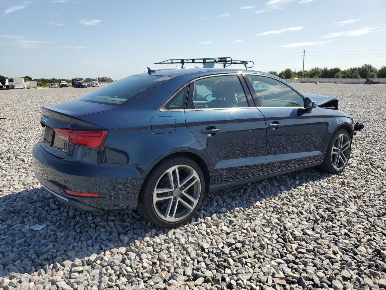 2018 Audi A3 Premium - Фото 3