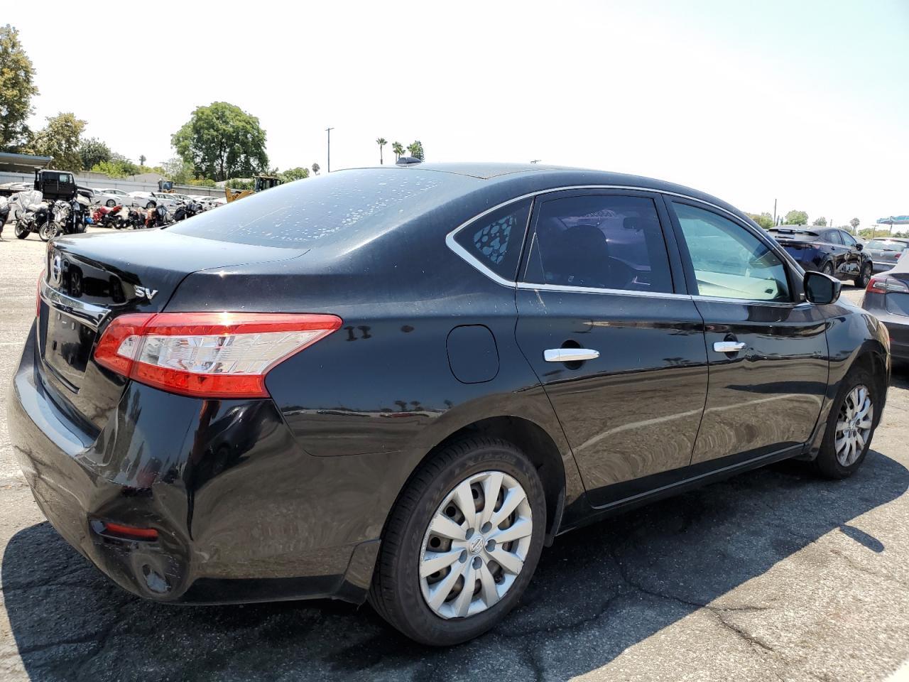 2015 Nissan Sentra S - Фото 3