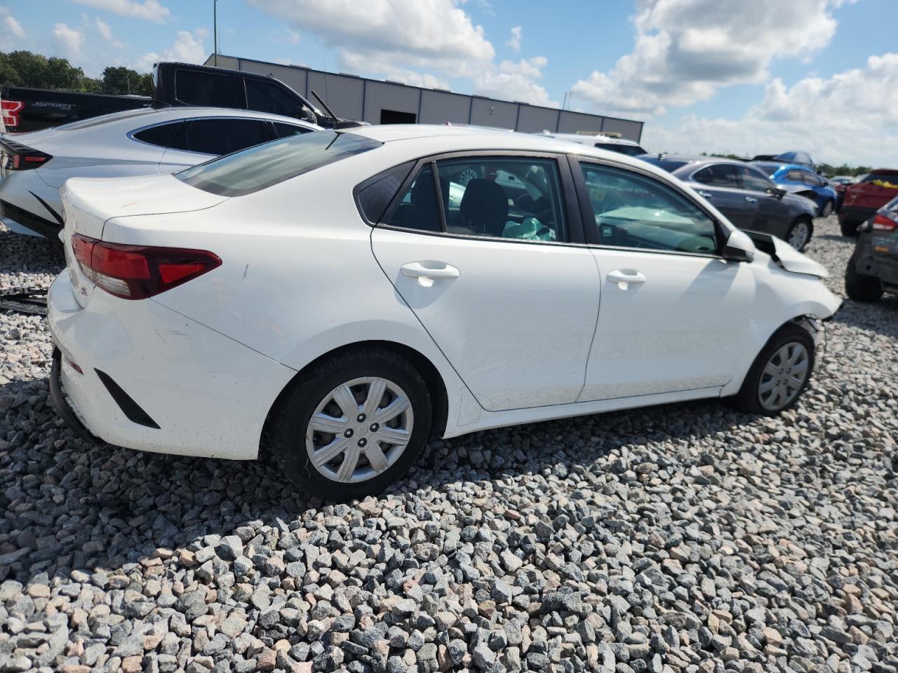 2021 Kia Rio Lx - Image 3