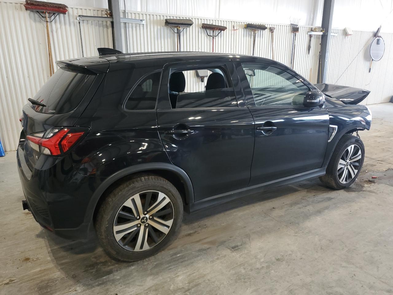 2020 Mitsubishi Outlander Sport Es - Image 3