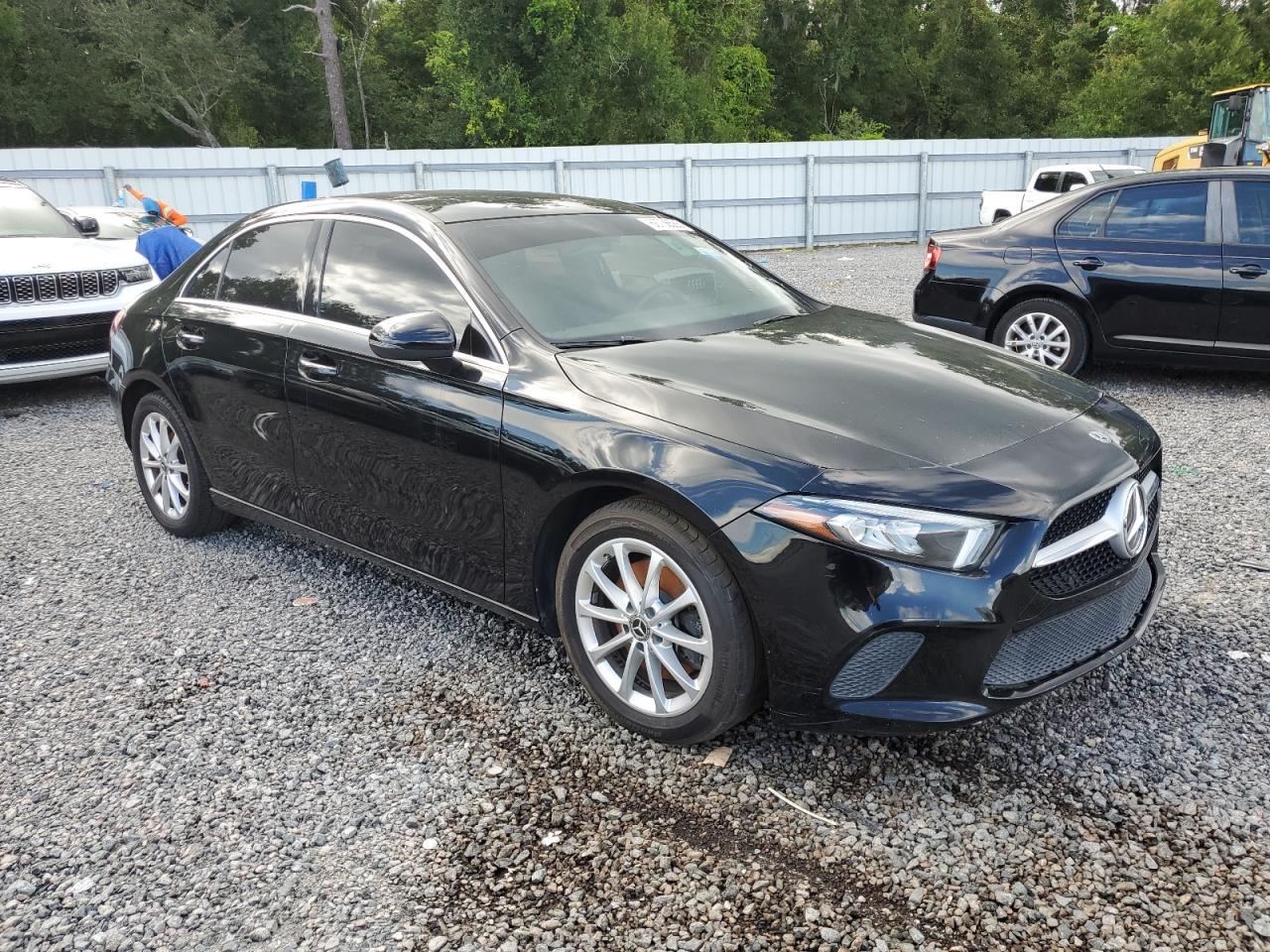 2020 Mercedes-Benz A 220 - Фото 4