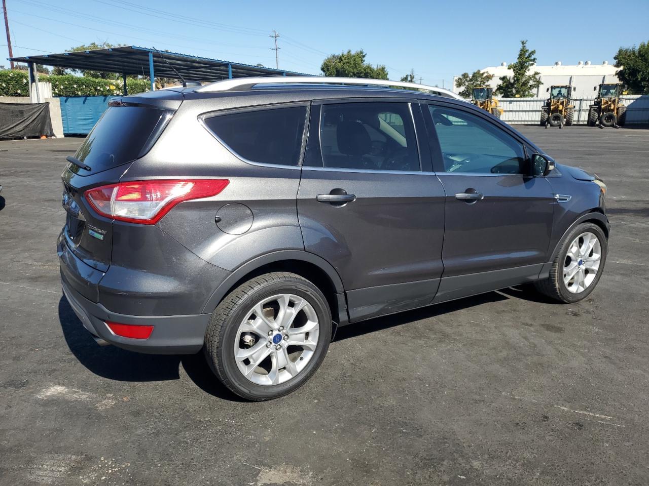 2015 Ford Escape Titanium - Image 3