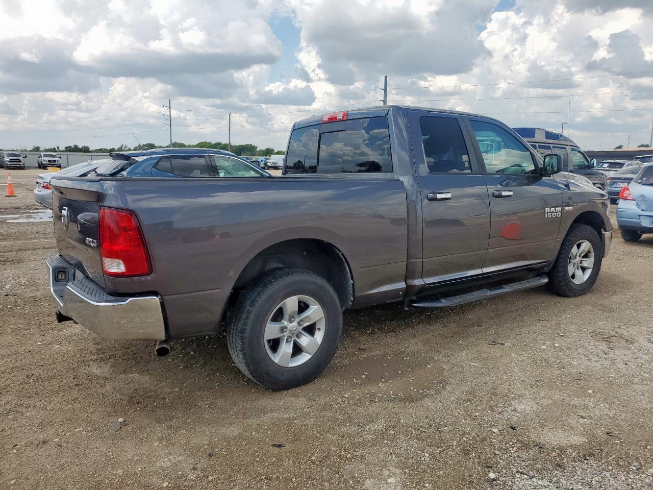 2016 Ram 1500 Slt - Image 3