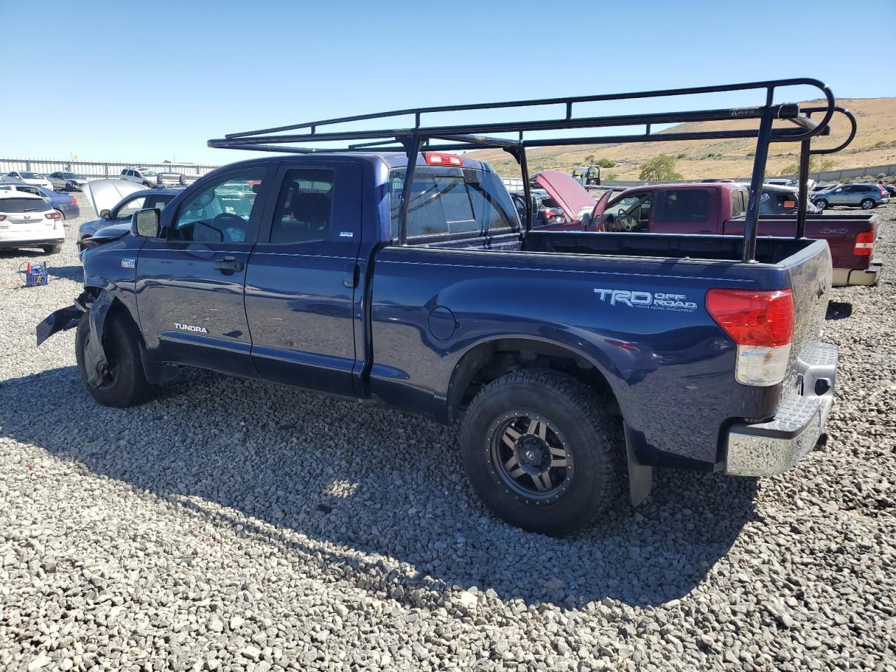 2011 Toyota Tundra Double Cab Sr5 - Фото 2