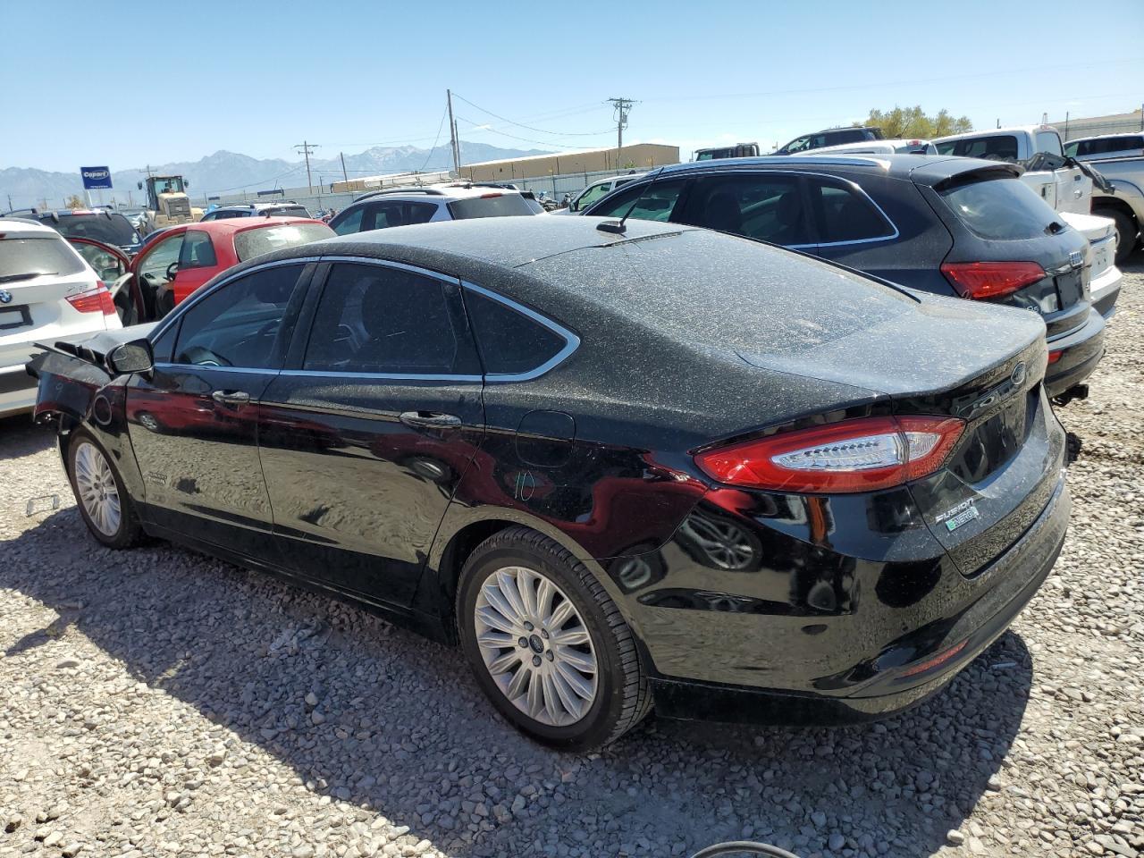2016 Ford Fusion Se Phev - Фото 2
