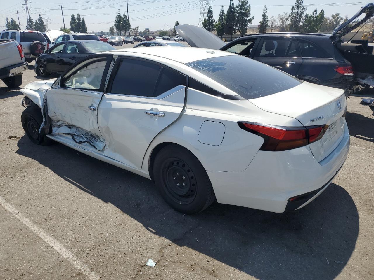 2020 Nissan Altima 2.5 S - Фото 2