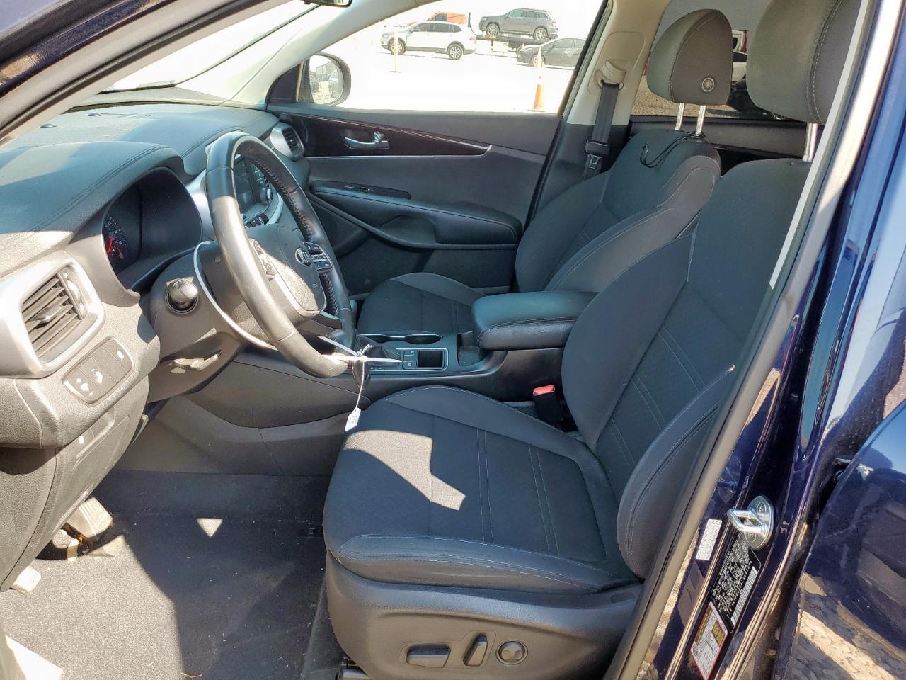 2020 Kia Sorento S - Image 7