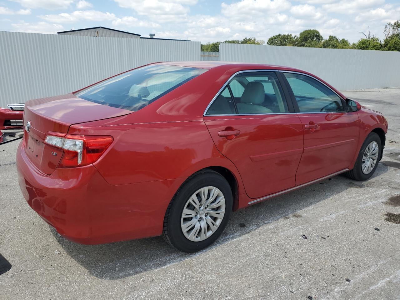 2013 Toyota Camry L - Image 3