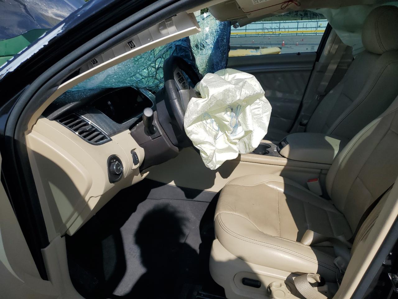 2019 Ford Taurus Sel - Image 7