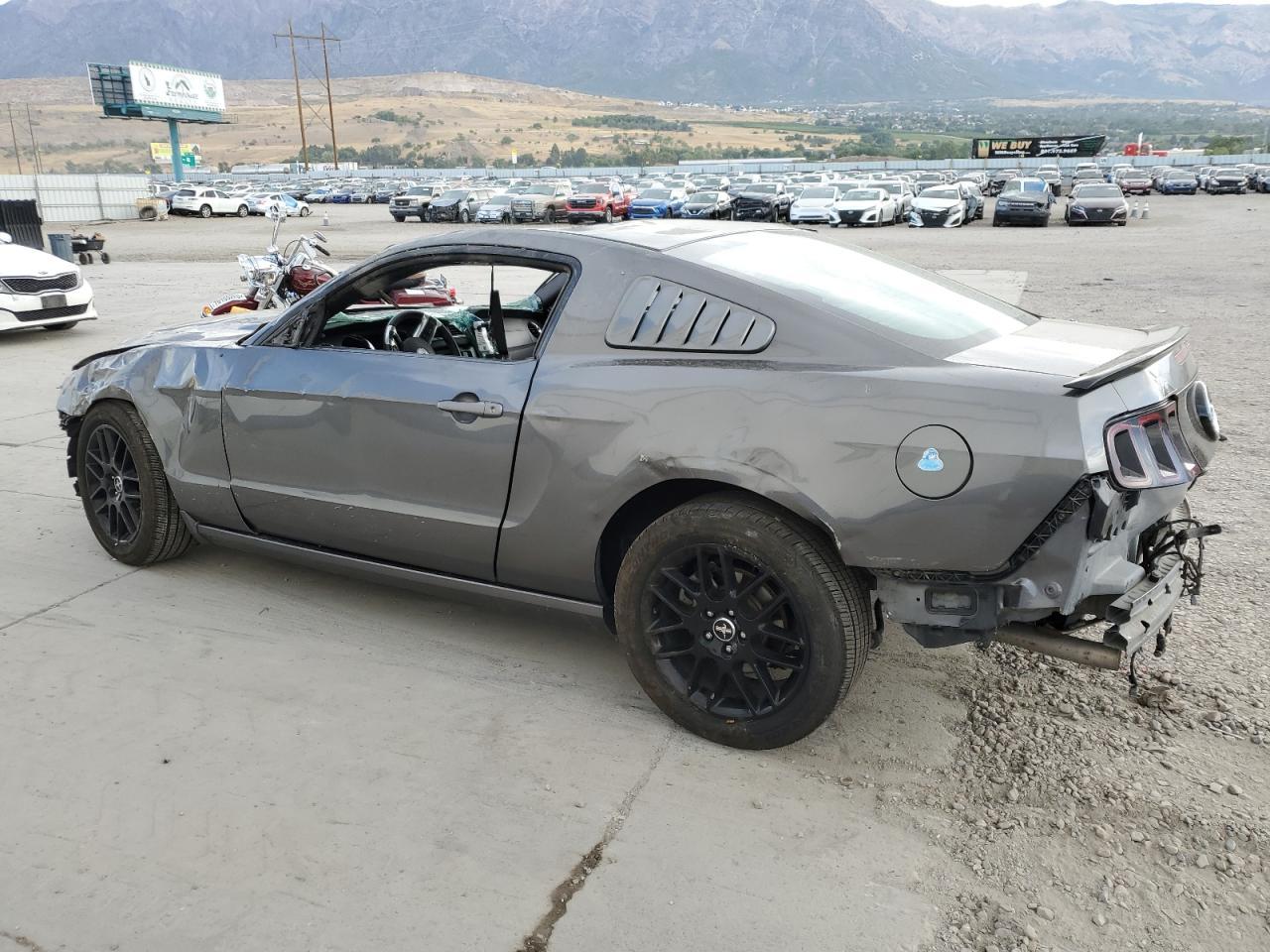 2014 Ford Mustang - Фото 2