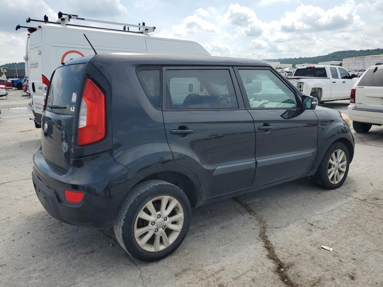 2013 Kia Soul + - Фото 3