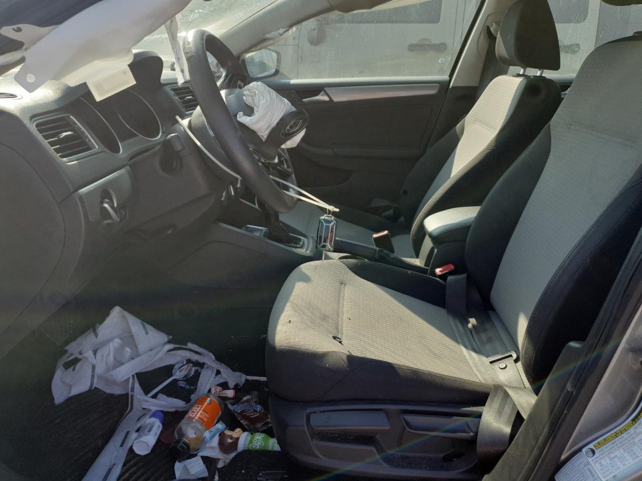 2017 Volkswagen Jetta S - Фото 7