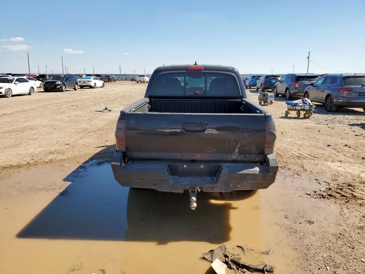 2015 Toyota Tacoma V6 - Image 6