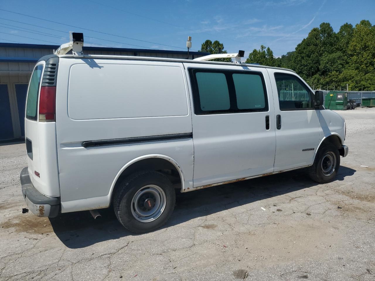 2001 GMC Savana G2500 - Image 3