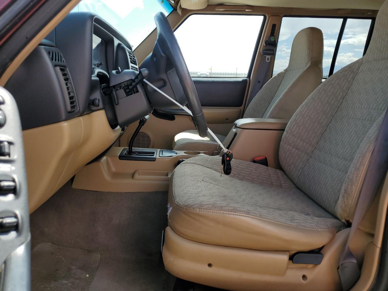2001 Jeep Cherokee Sport - Фото 7
