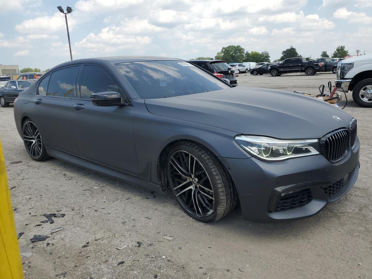 2017 BMW 750 I - Image 4