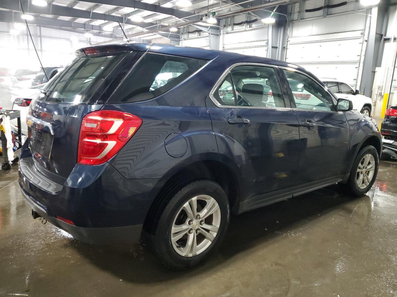 2017 Chevrolet Equinox Ls - Фото 3