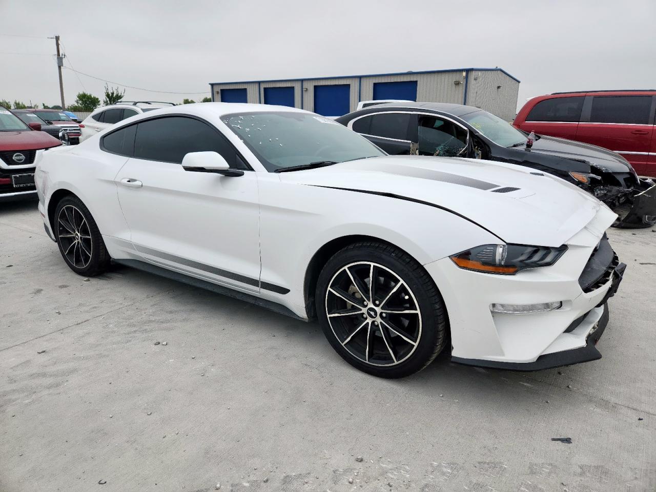 2020 Ford Mustang - Фото 4