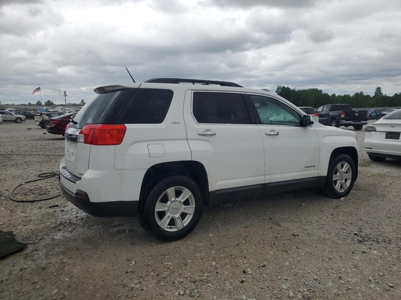 2013 GMC Terrain Slt - Image 3