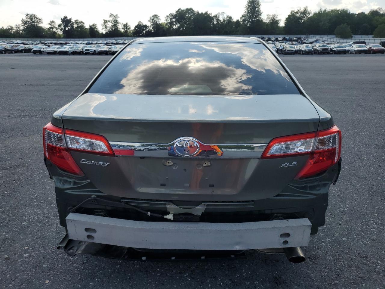 2012 Toyota Camry Base - Image 6