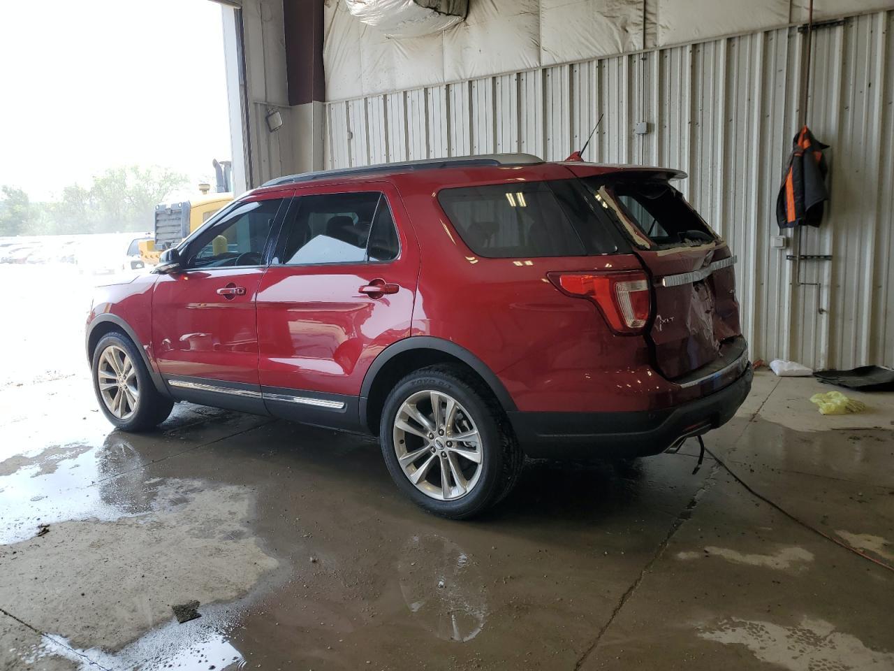 2018 Ford Explorer Xlt - Фото 2