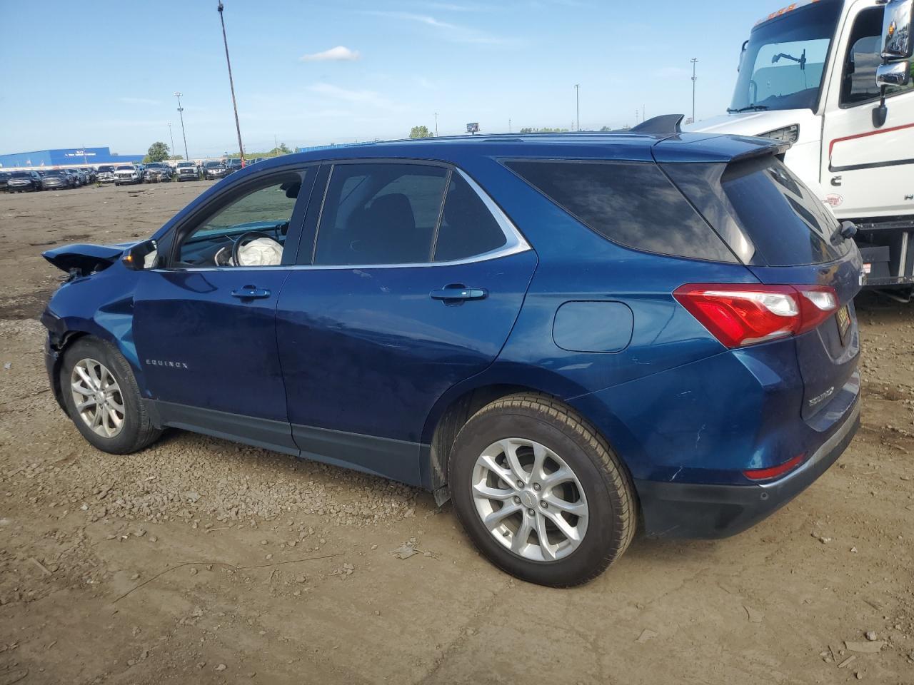 2019 Chevrolet Equinox Lt - Фото 2
