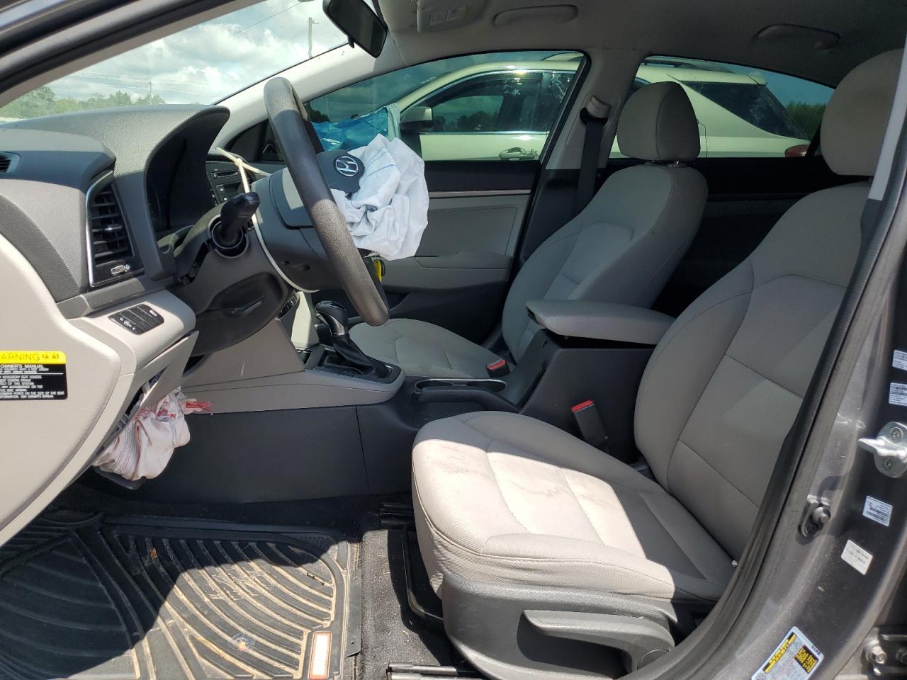 2018 Hyundai Elantra Se - Image 7