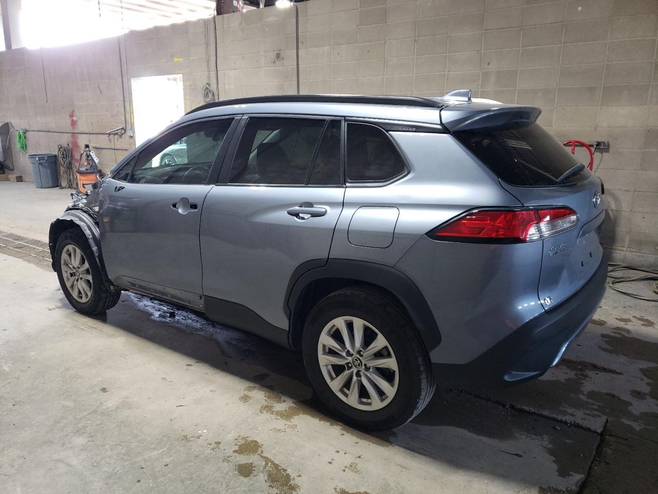 2023 Toyota Corolla Cross Le - Фото 2