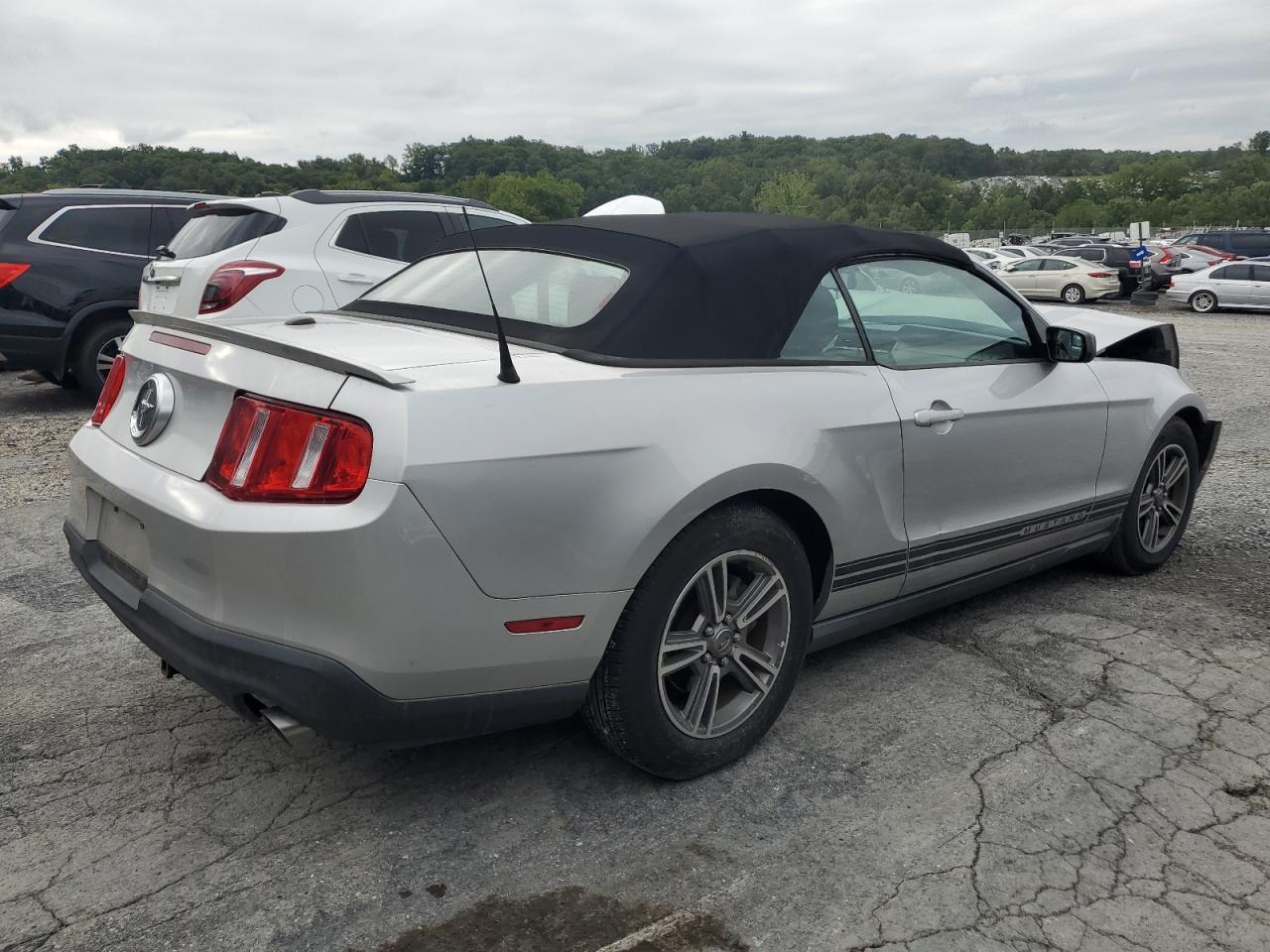 2012 Ford Mustang - Image 3