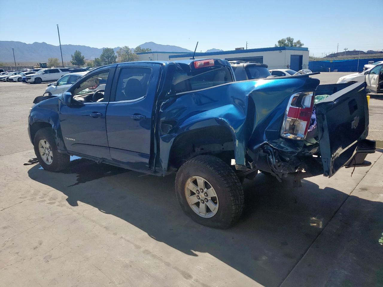 2019 Chevrolet Colorado - Фото 2