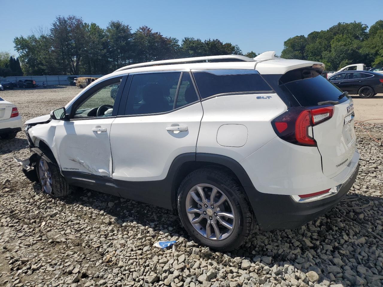 2024 GMC Terrain Slt - Фото 2