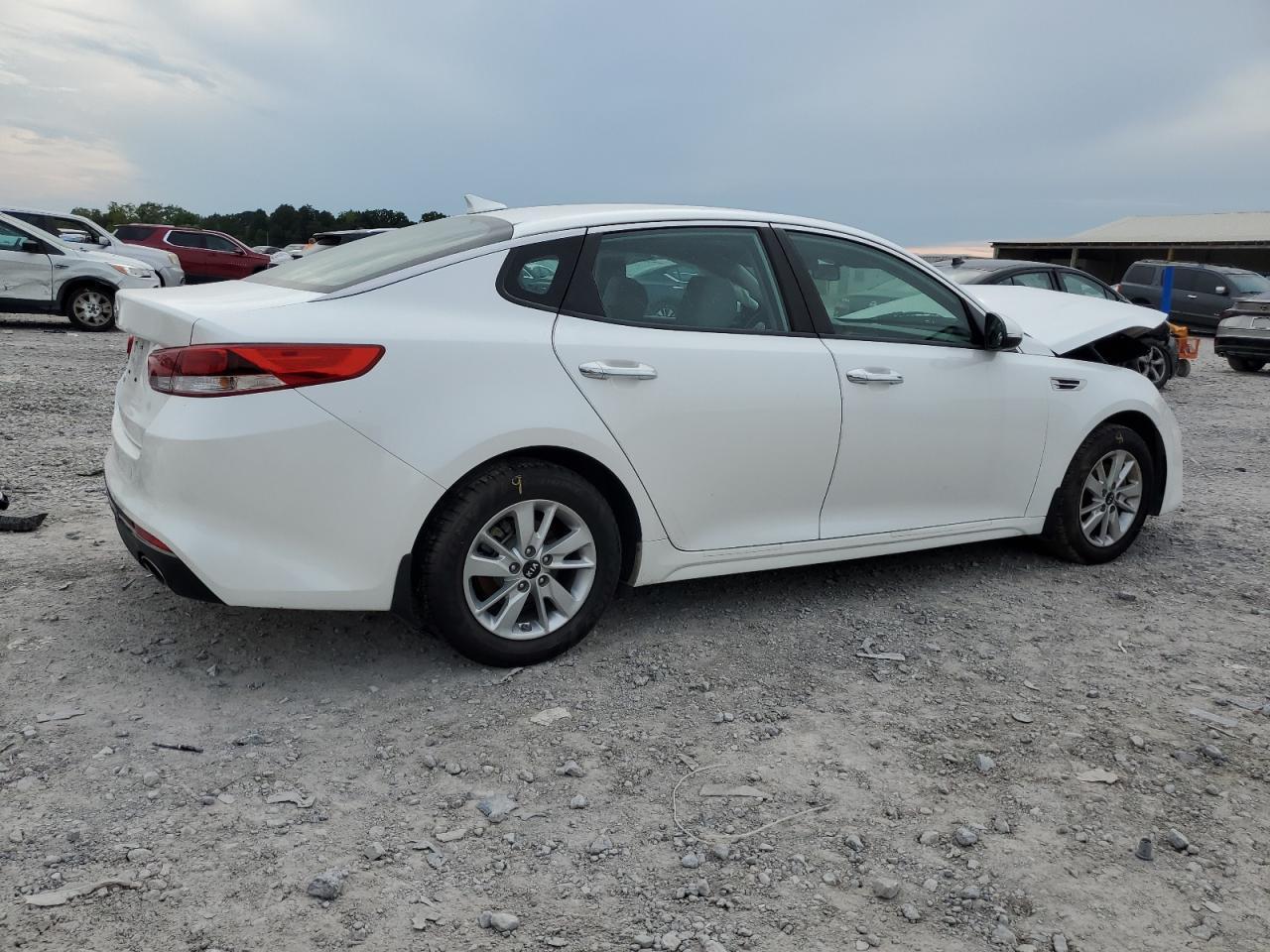 2016 Kia Optima Lx - Фото 3