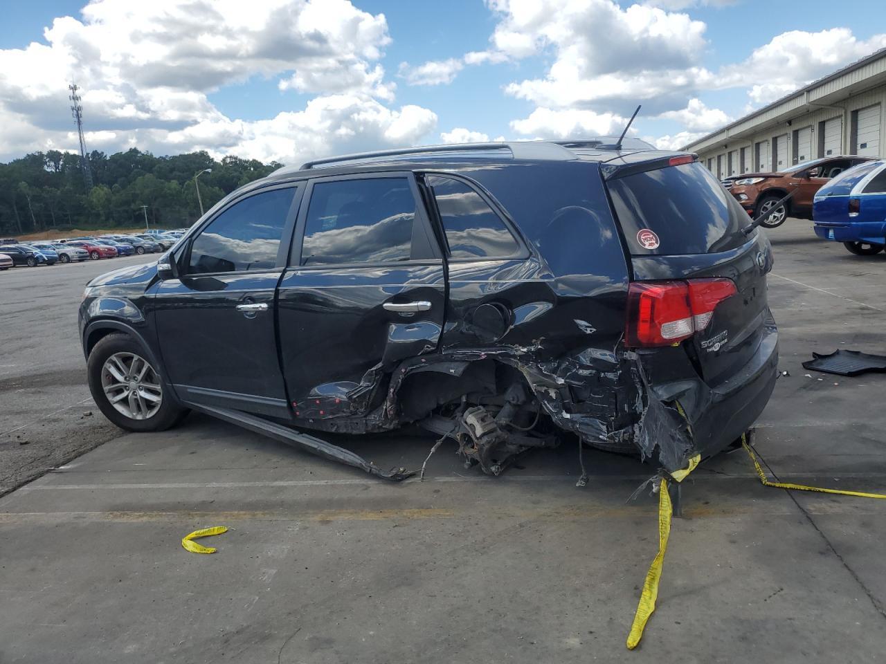2015 Kia Sorento Lx - Image 2