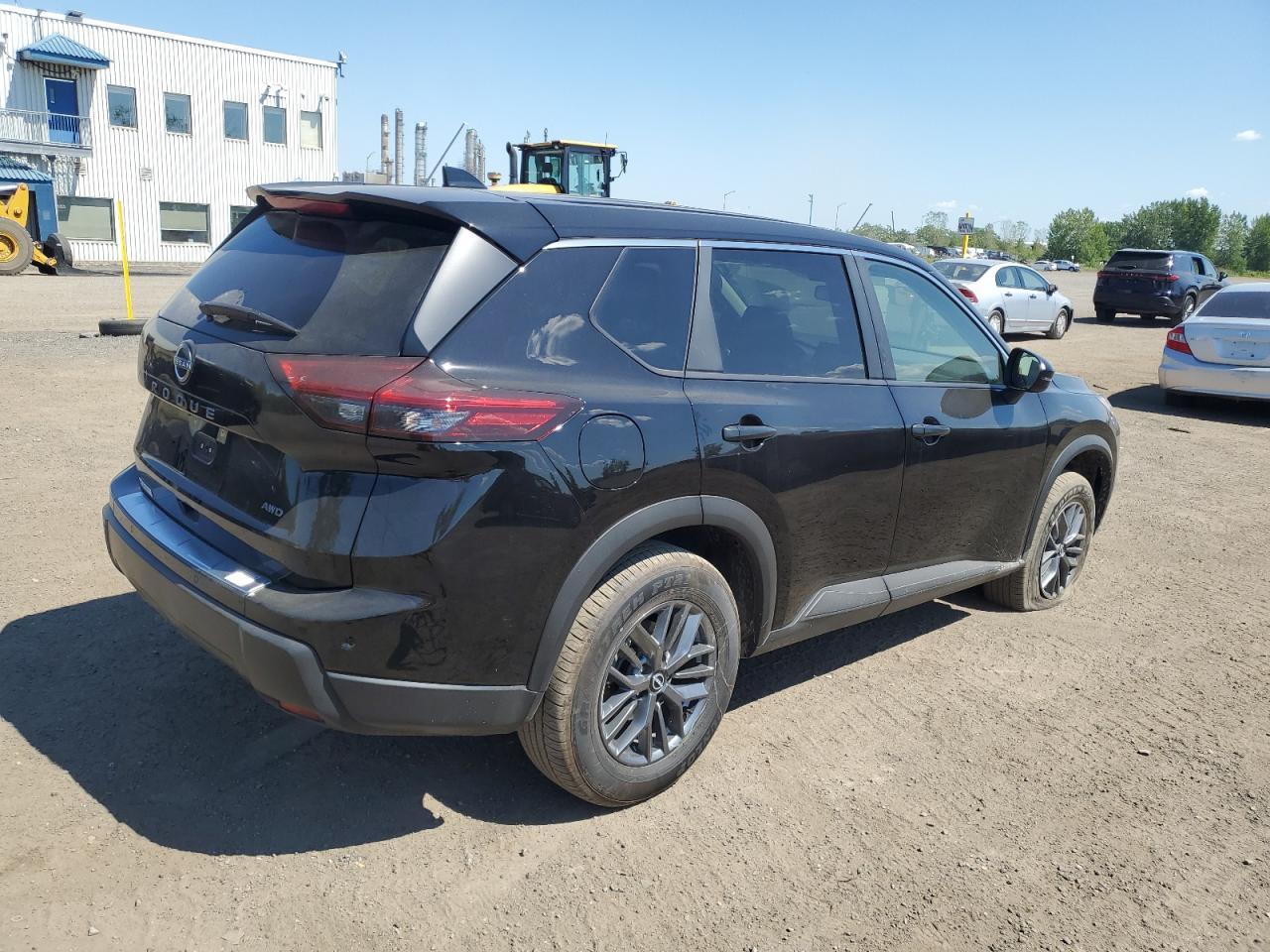 2025 Nissan Rogue S - Image 3