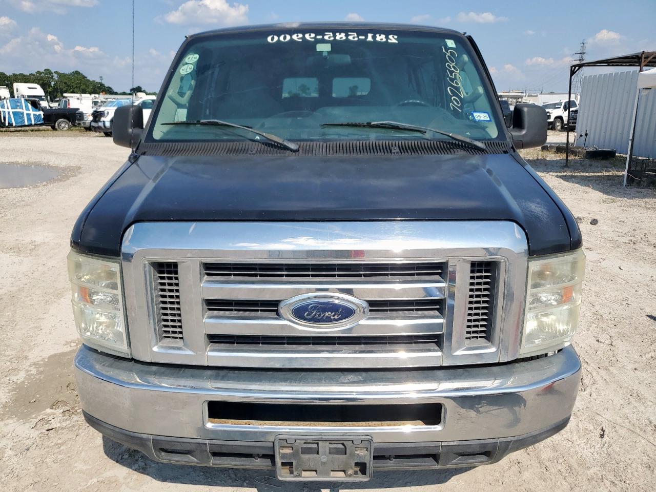 2011 Ford Econoline Cargo E-25 - Фото 5