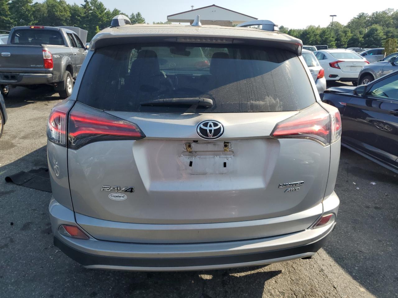 2017 Toyota Rav4 Limited - Фото 6