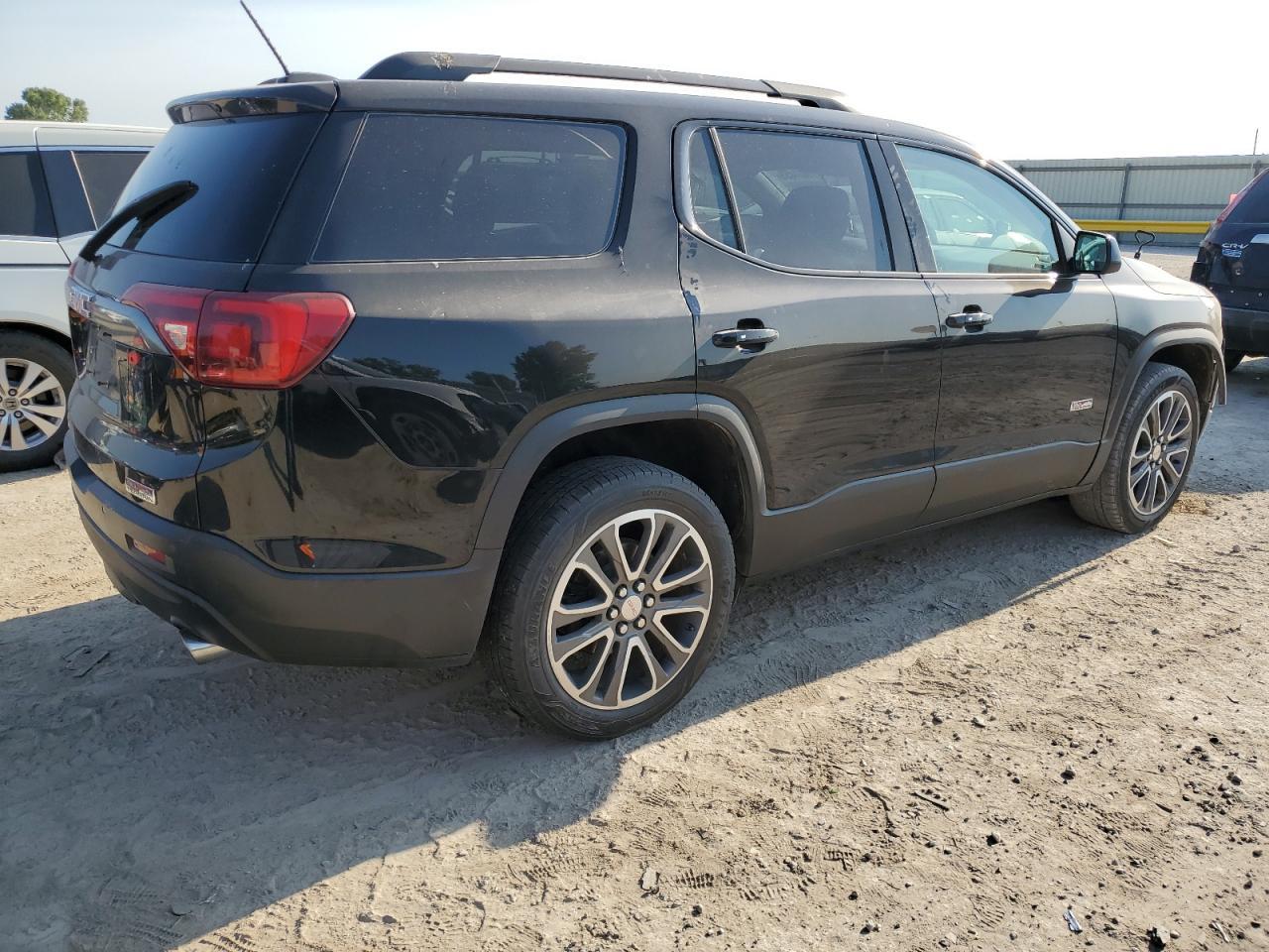 2017 GMC Acadia All Terrain - Фото 3