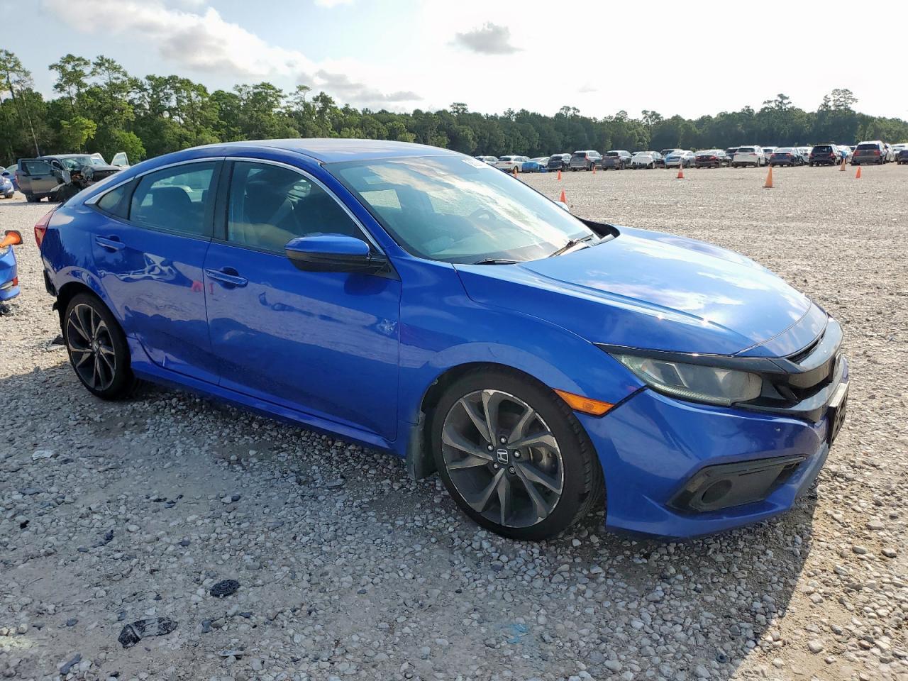 2019 Honda Civic Sport - Image 4