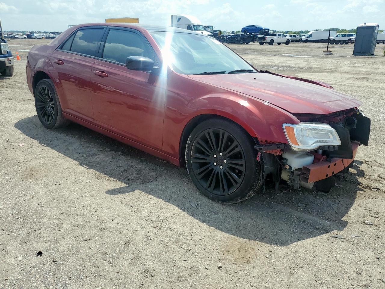 2013 Chrysler 300 S - Image 4