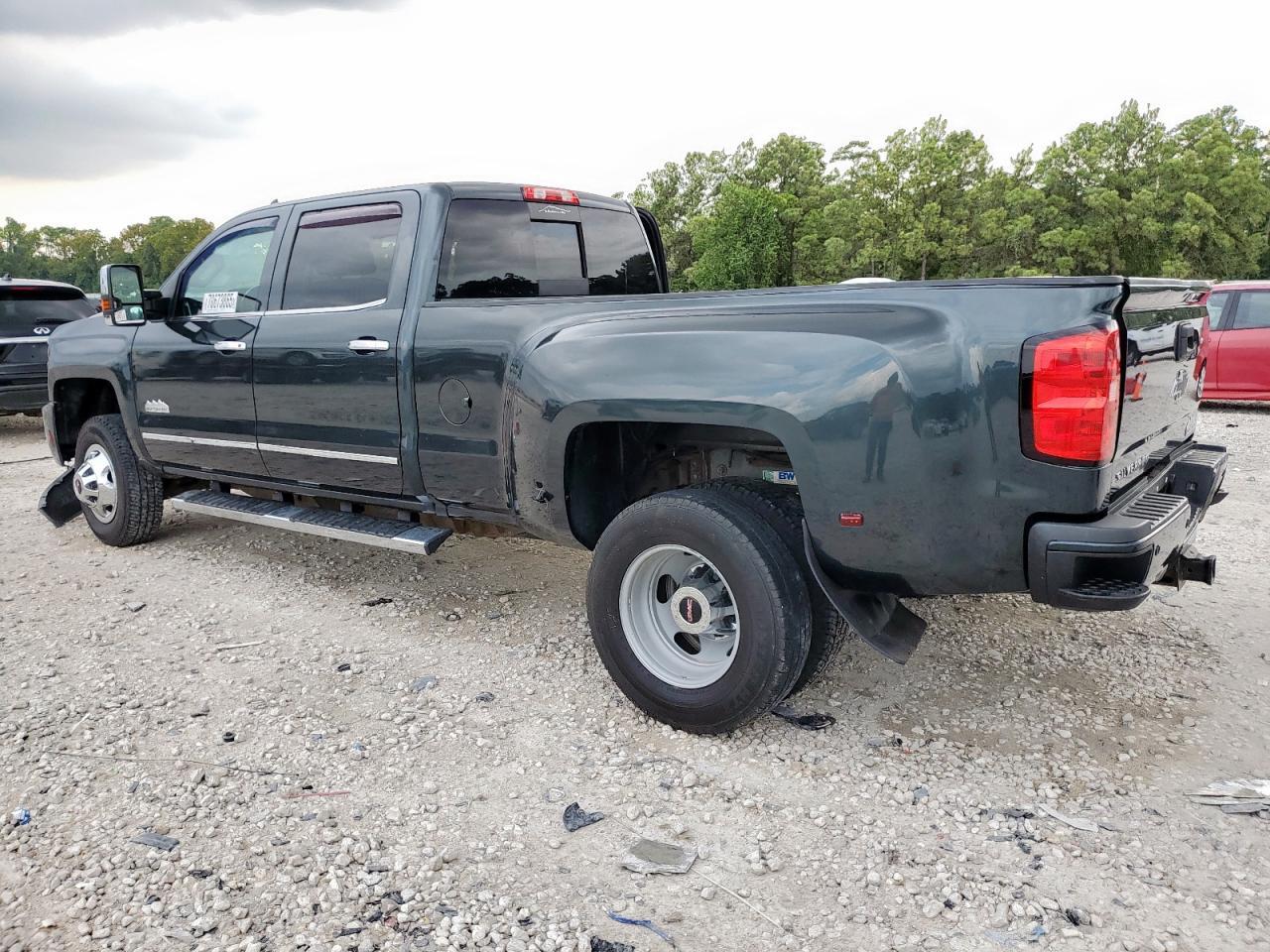 2017 Chevrolet Silverado K3500 High Country - Image 2