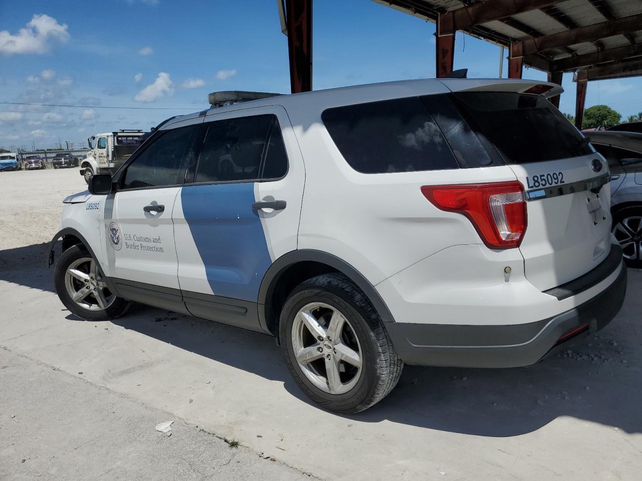 2018 Ford Explorer - Фото 2