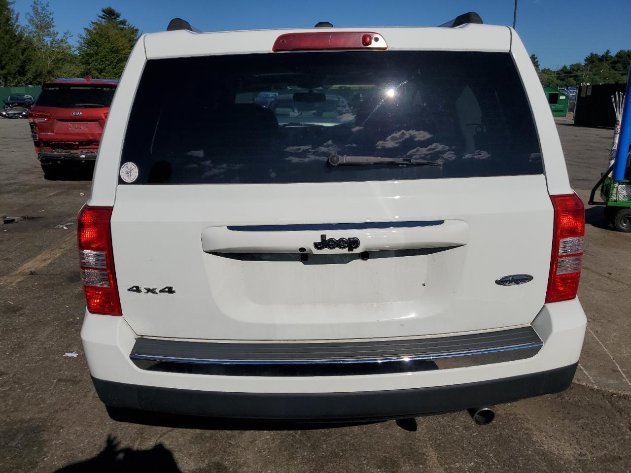 2016 Jeep Patriot Latitude - Image 6