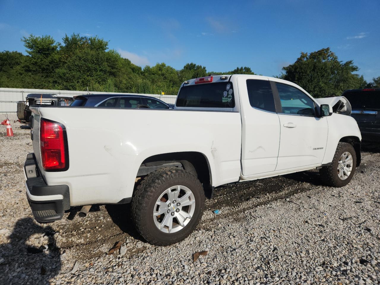 2020 Chevrolet Colorado Lt - Image 3