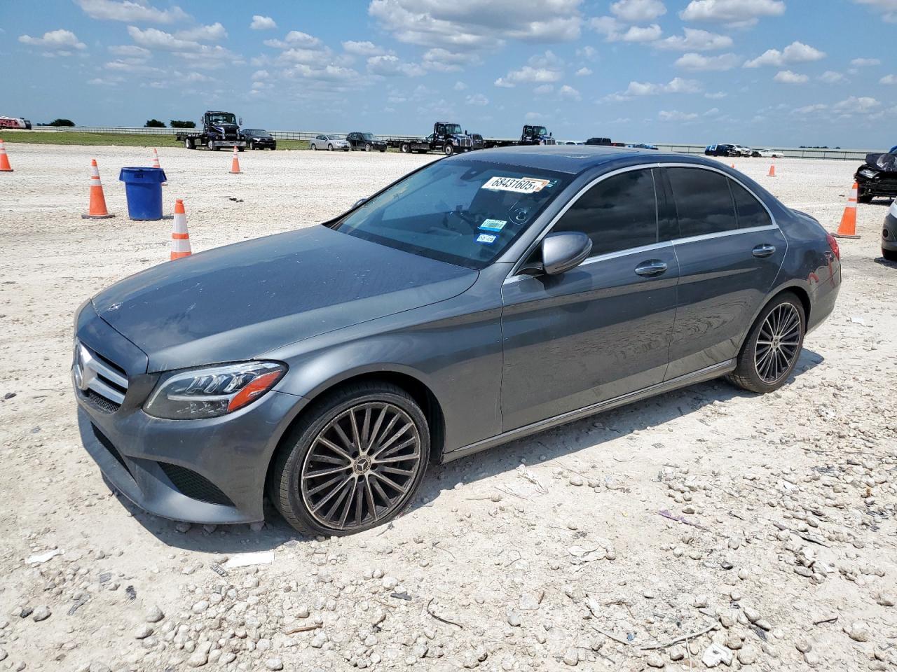2019 Mercedes-Benz C 300