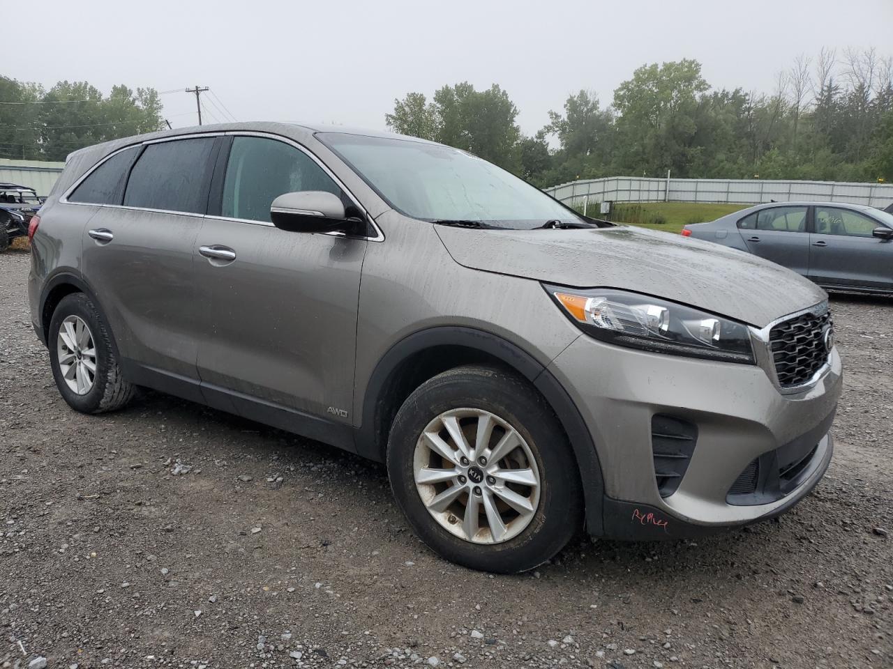 2019 Kia Sorento L - Image 4