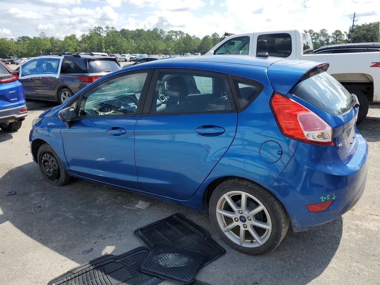2019 Ford Fiesta Se - Фото 2